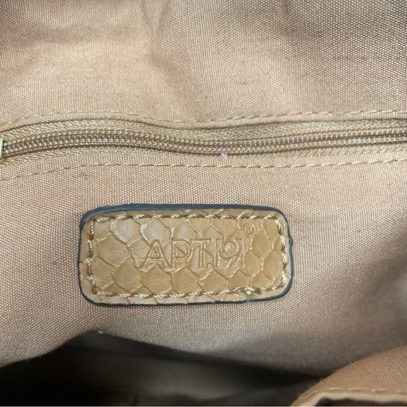 APT 9 Floral Print Crossbody Zippered Pockets and Closure Tan Brown Strap - Picture 8 of 12